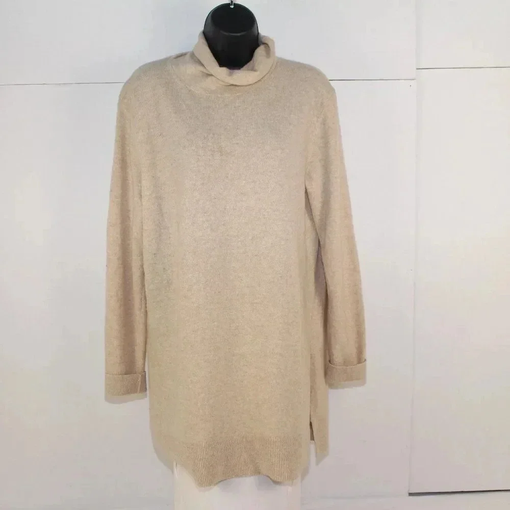ANN TAYLOR ladies pullover sweater size L